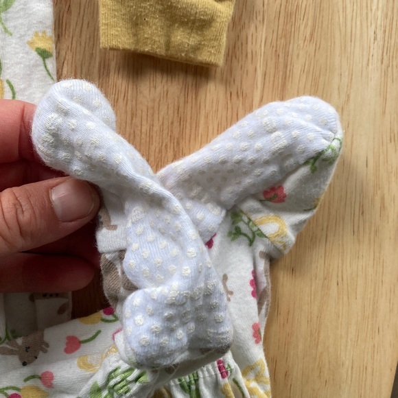 Carter's Cream and Yellow Animal and Floral Footie - Picture 5 of 7
